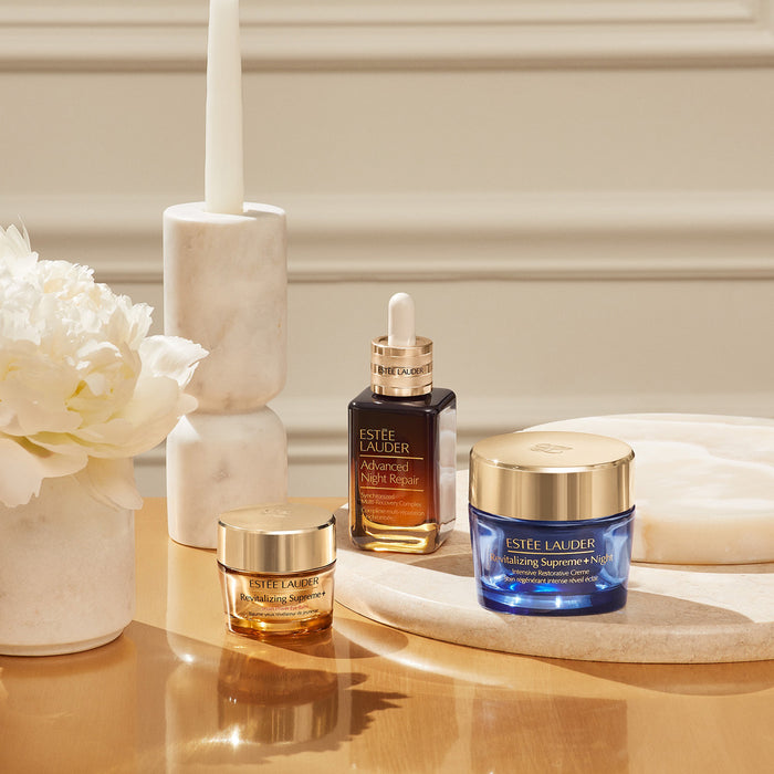 Estée Lauder Revitalizing Supreme+ Youth Power Eye Balm
