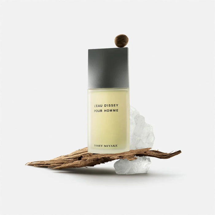 Issey Miyake L'Eau D'Issey Pour Homme Eau De Toilette Spray 75ml