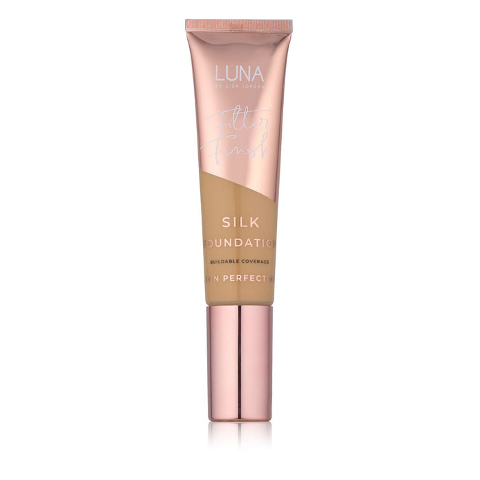 Luna by Lisa Filter Finish Silk Foundation.