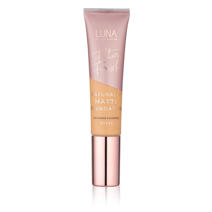 Luna by Lisa Filter Finish Naturally Matte Foundation SPF 15.