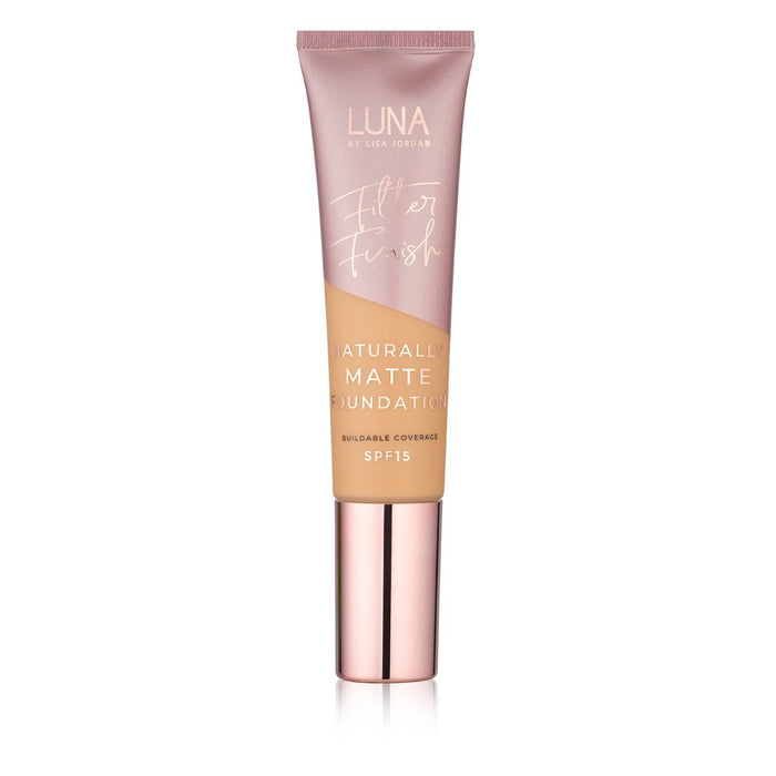 Luna by Lisa Filter Finish Naturally Matte Foundation SPF 15.