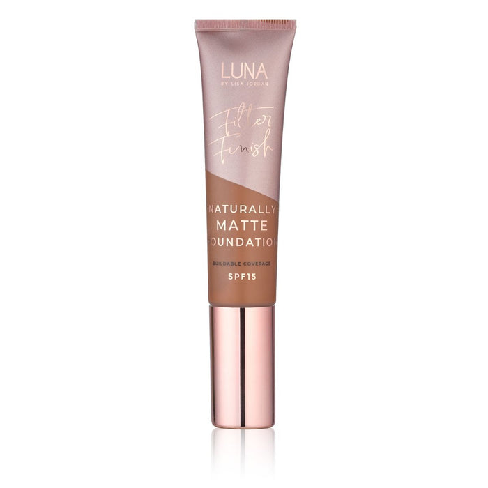 Luna by Lisa Filter Finish Naturally Matte Foundation SPF 15.