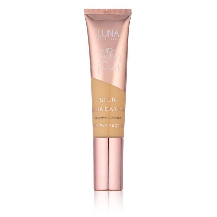 Luna by Lisa Filter Finish Silk Foundation.