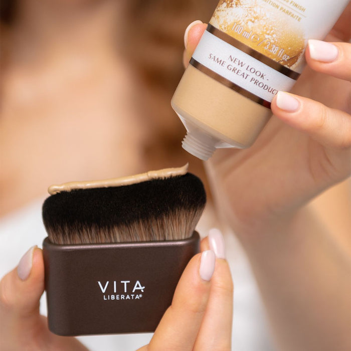 Vita Liberata Tanning Body Brush.